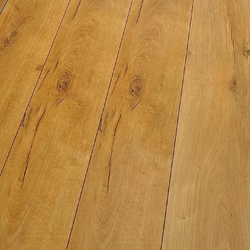 Laminátová podlaha Dub Cambridge 8mm AC4 Parquet Mercado 3840 Swiss Krono